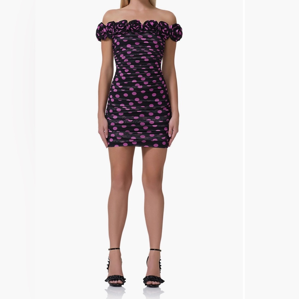 AFRM NWT
Zami Polka Dot Off the Shoulder Minidress
Ideal for a stylish evening
